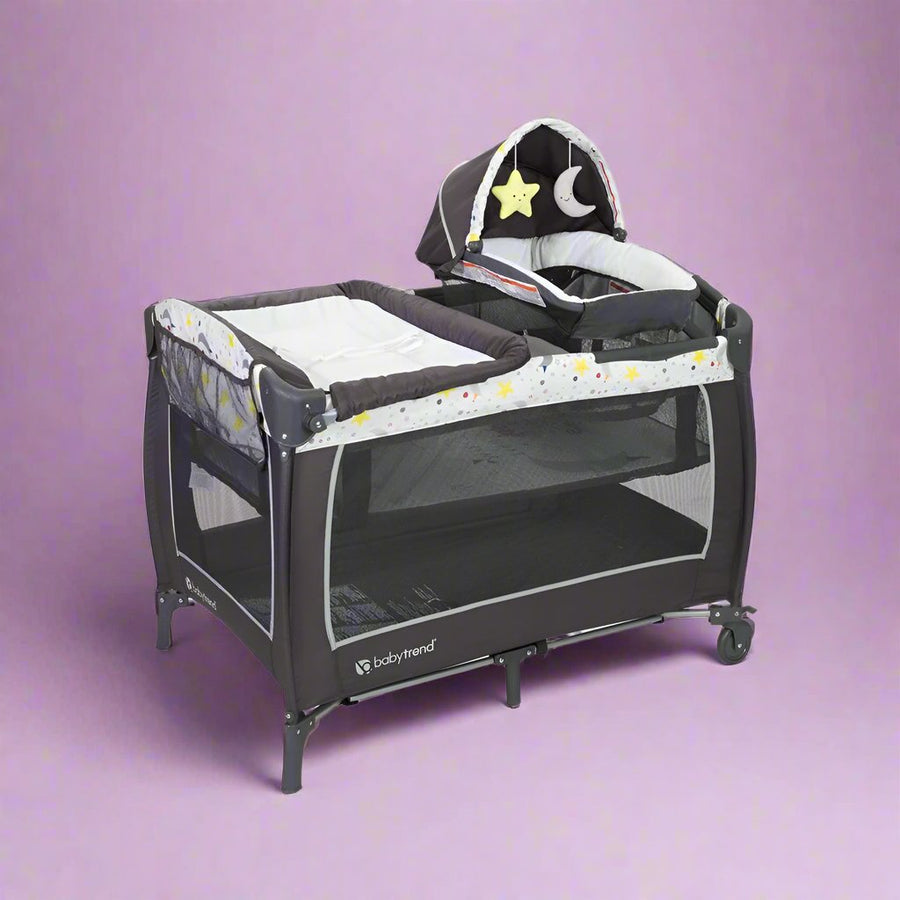 PLAYPEN / TRAVEL COTS