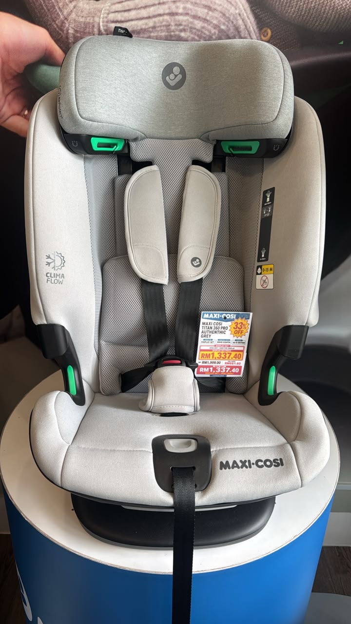 Maxi-Cosi Titan Pro i-Size