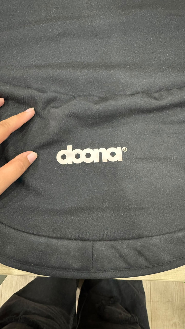 Doona Canopy & Shoulder Pads