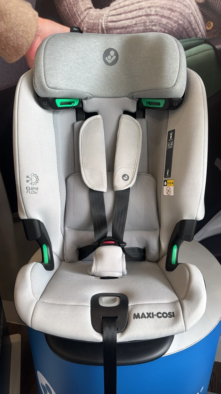 Maxi-Cosi Titan Pro i-Size