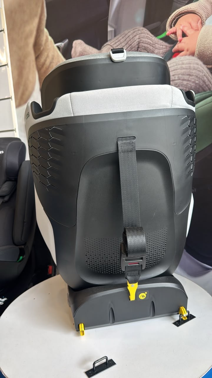 Maxi-Cosi Titan Pro i-Size