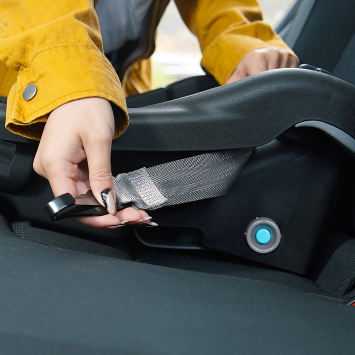 Baby Trend EZ-Lift™ 35 PLUS Infant Car Seat