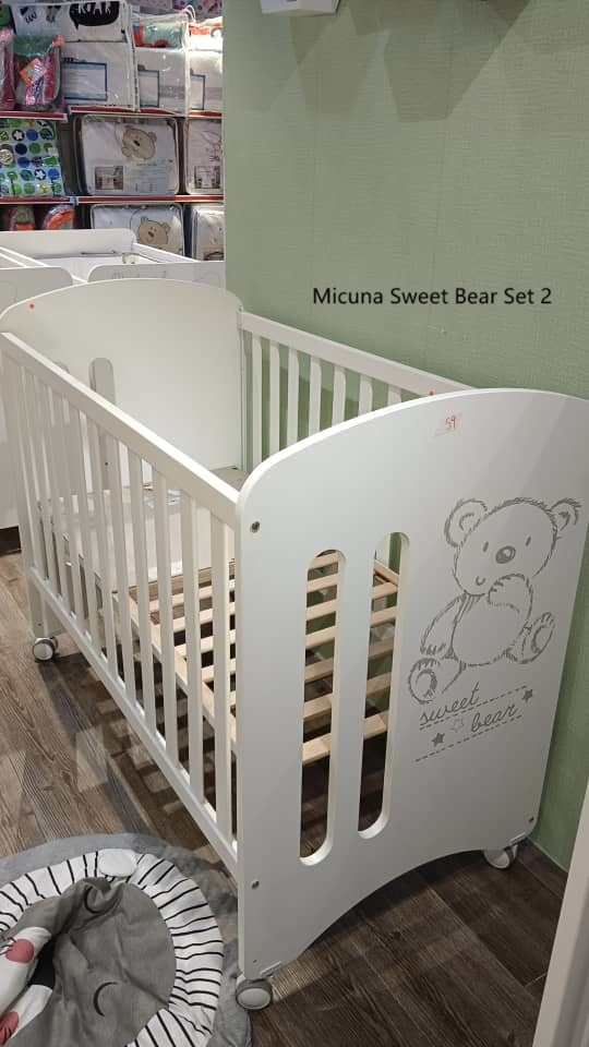 Micuna Sweet Bear Baby Cot with Relax System Display Set ASIS SET 2 COT ONLY