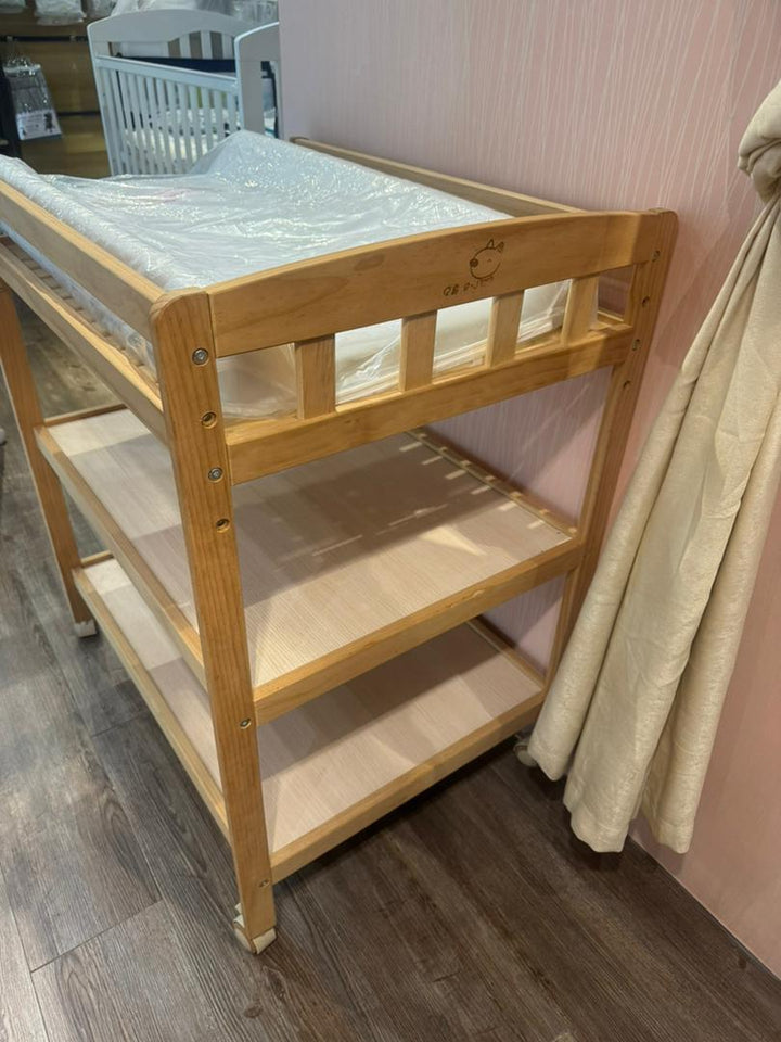 Happy Diaper Changing Station [No Changing Mat]