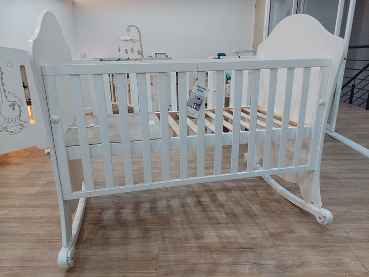 Micuna Alexa Baby Cot with Relax System