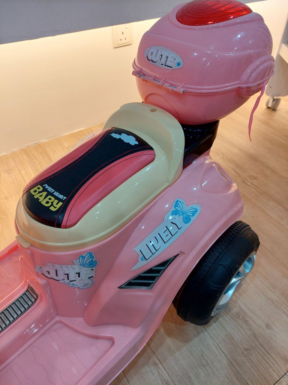 Electrical Motorbike Scooter JT519 [Pink/Green]